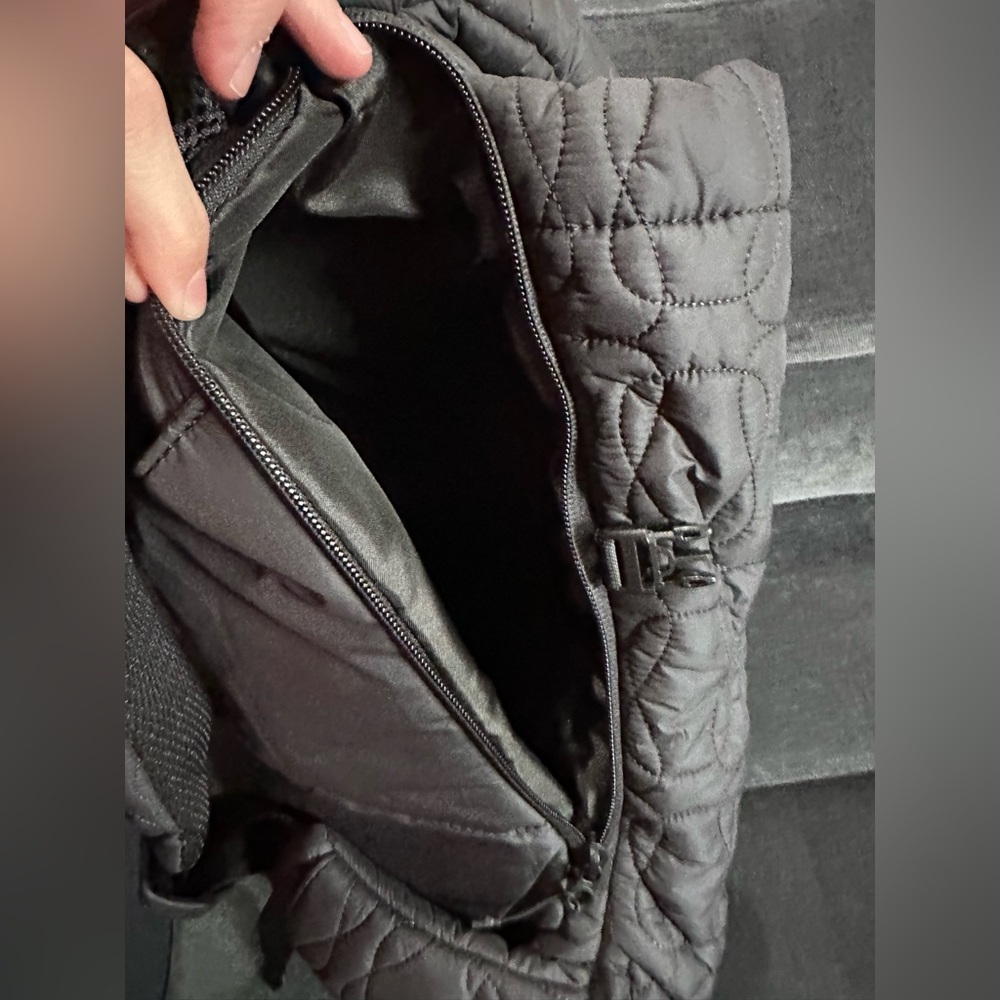 Lululemon Quilted Embrace backpack 13L - Picture 7 of 15